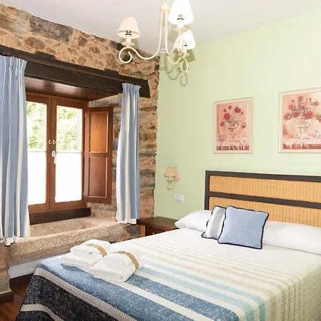 Apartamentos Turisticos A Estacion A Pontenova Zewnętrze zdjęcie